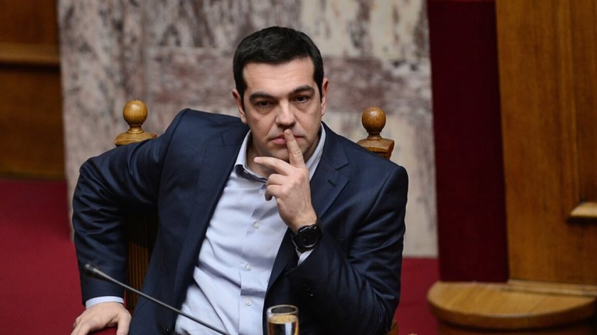 Reuters: Tsipras demonizes IMF to rally SYRIZA members