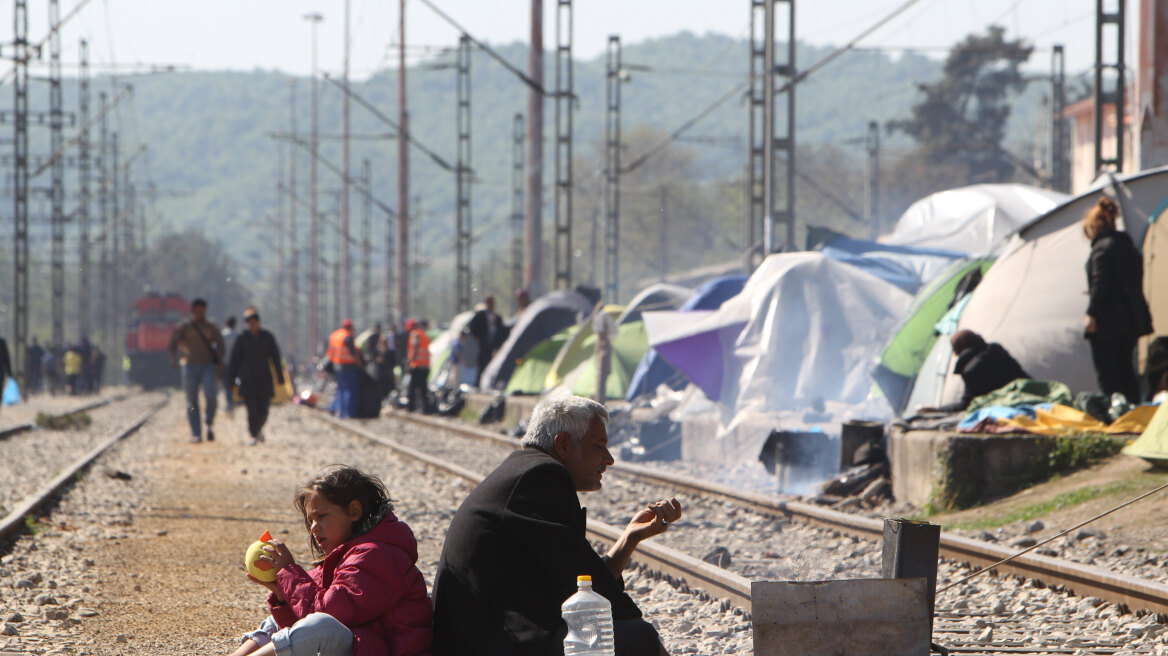 Χατζηδάκης: Μεγάλο το κόστος που προκαλεί στην οικονομία η Ειδομένη