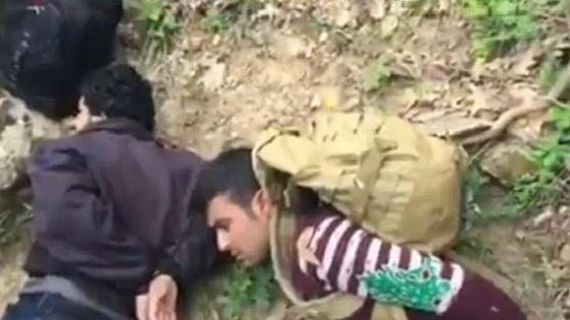 Βίντεο-σοκ: Πολίτες συλλαμβάνουν πρόσφυγες στη Βουλγαρία