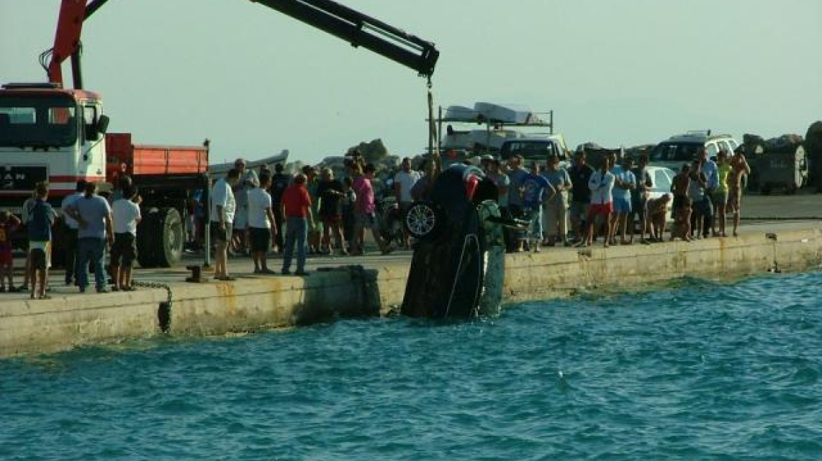 Χαλκίδα: 65χρονος ανασύρθηκε νεκρός μετά απο πτώση Ι.Χ. στη θάλασσα