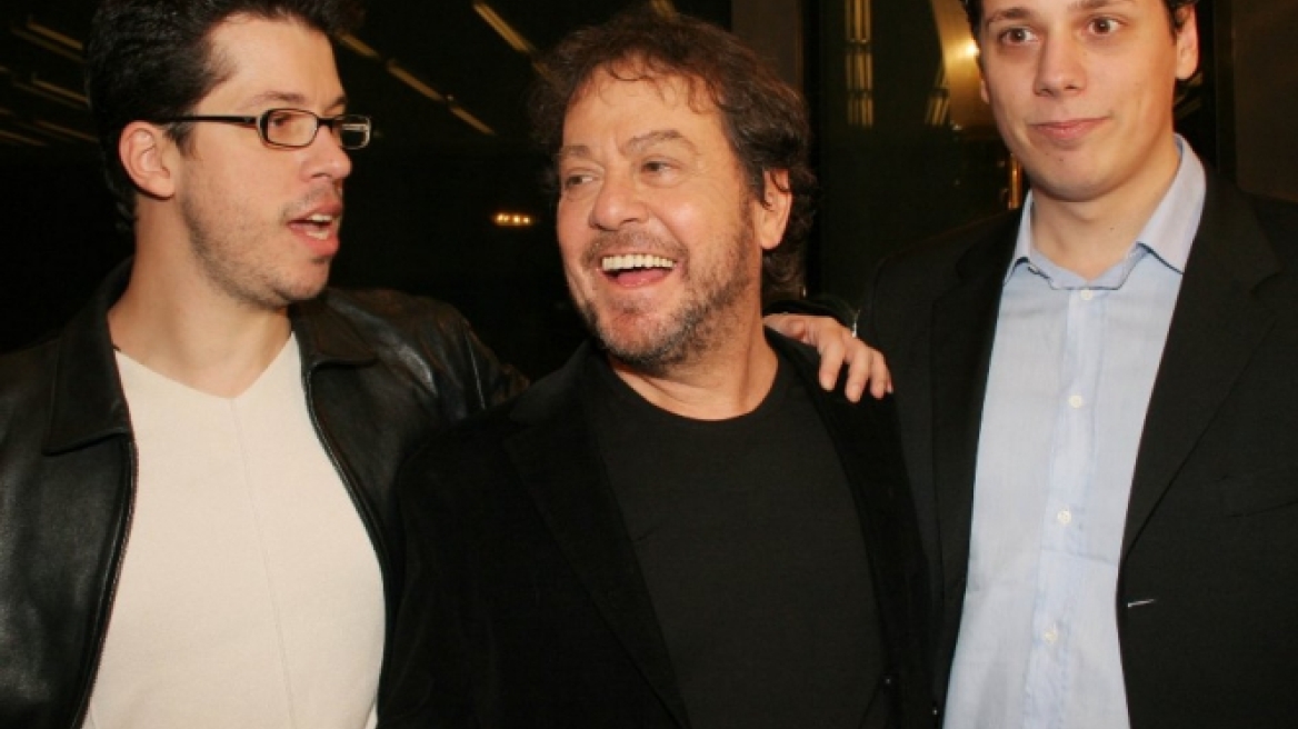 Θανάσης Βαρθακούρης: «Ποτέ μου δεν προσπάθησα να εκμεταλλευτώ πως είμαι γιος ενός μεγάλου καλλιτέχνη»