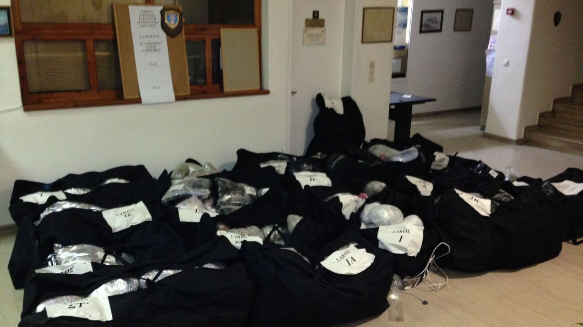 Κέρκυρα: Βρήκαν σε θάλασσα και ξηρά πάνω από μισό τόνο χασίς!