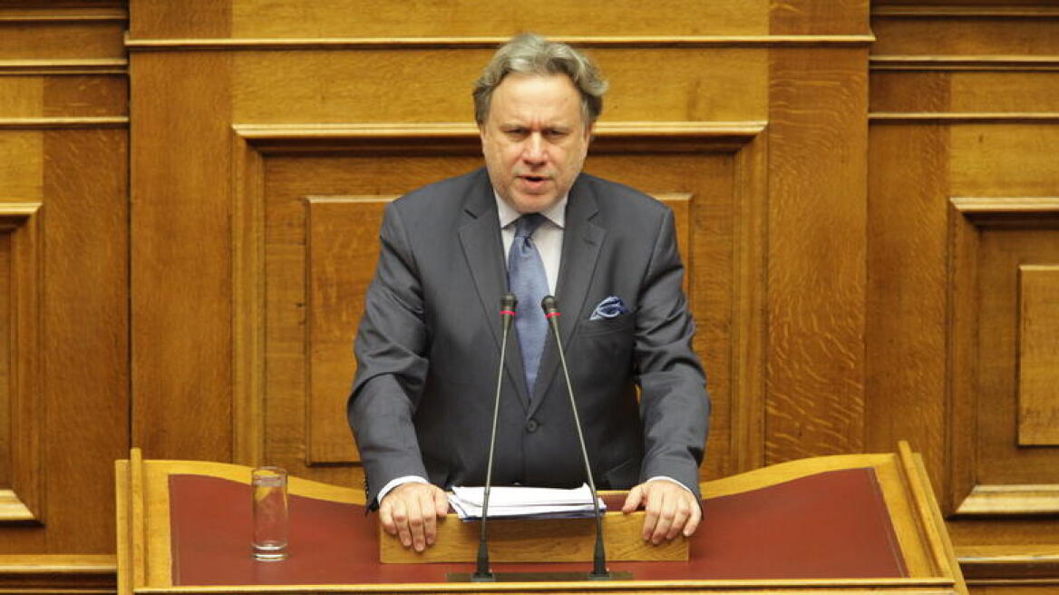 Η διαπραγμάτευση... βαίνει καλώς, λέει ο Κατρούγκαλος