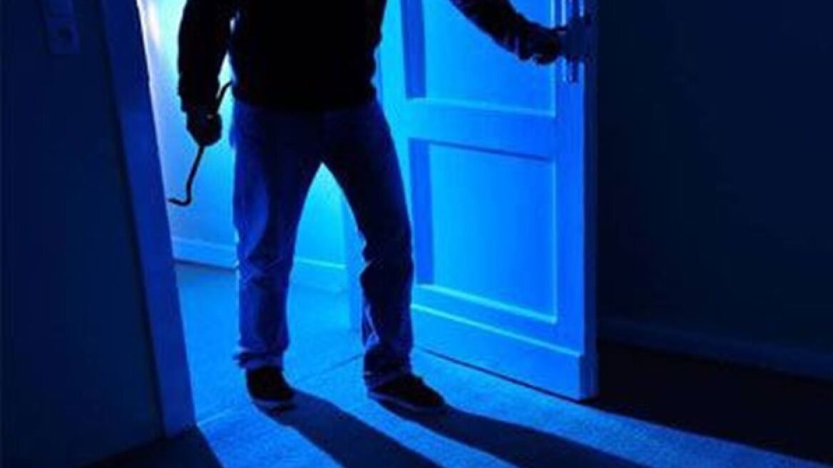 Καβάλα: Λάτρης του αλκοόλ διέρρηξε δύο φορές την ίδια αποθήκη