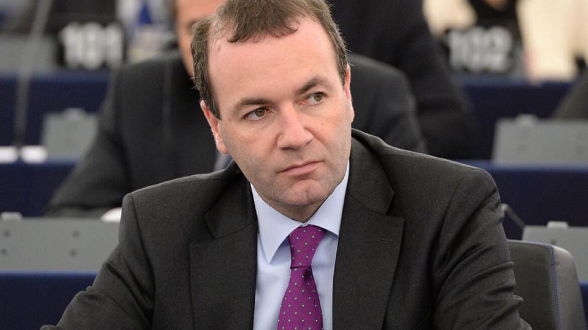 Βέμπερ για Τσίπρα: Υπόσχεται χρήματα που δεν υπάρχουν