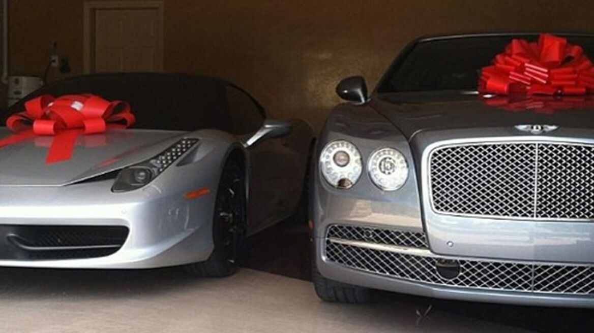 Διάσημες με λεφτά και... αυτοκινητάρες!