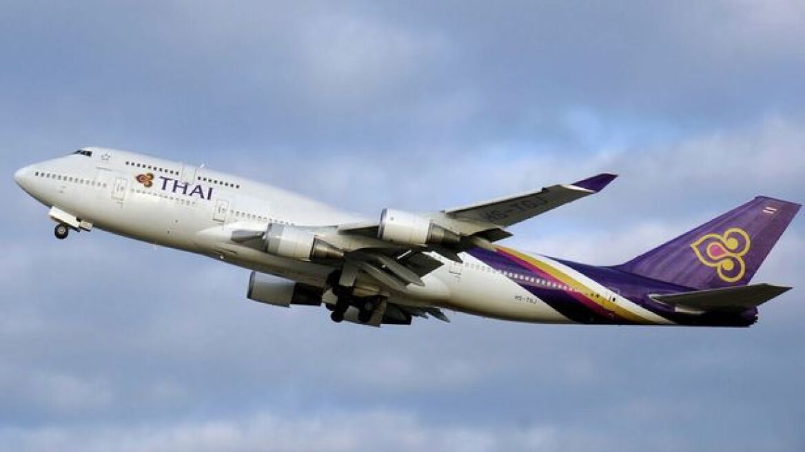 Εικόνες σοκ έπειτα από αναταράξεις σε Boeing 777 