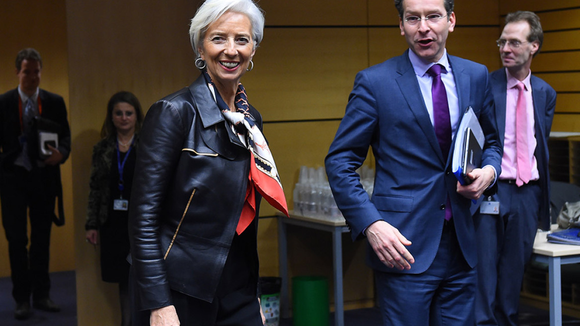 «Ηρωικές προσπάθειες» ζητούν από τους Έλληνες Λαγκάρντ-Ντάισελμπλουμ