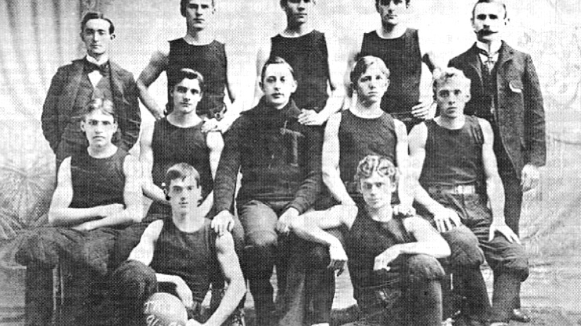 ΜΠΙΚΙΚΙΝΙΑ ΣΤΑ ΚΑΛΑΘΙΑ: Από τα σάντουιτς στα δολάρια!