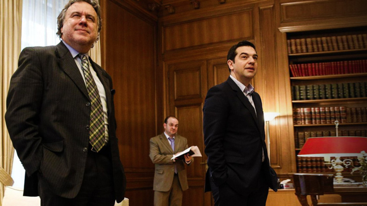 Ασφαλιστικό σοκ: Μειώσεις σε εφάπαξ, μερίσματα και ΕΚΑΣ 