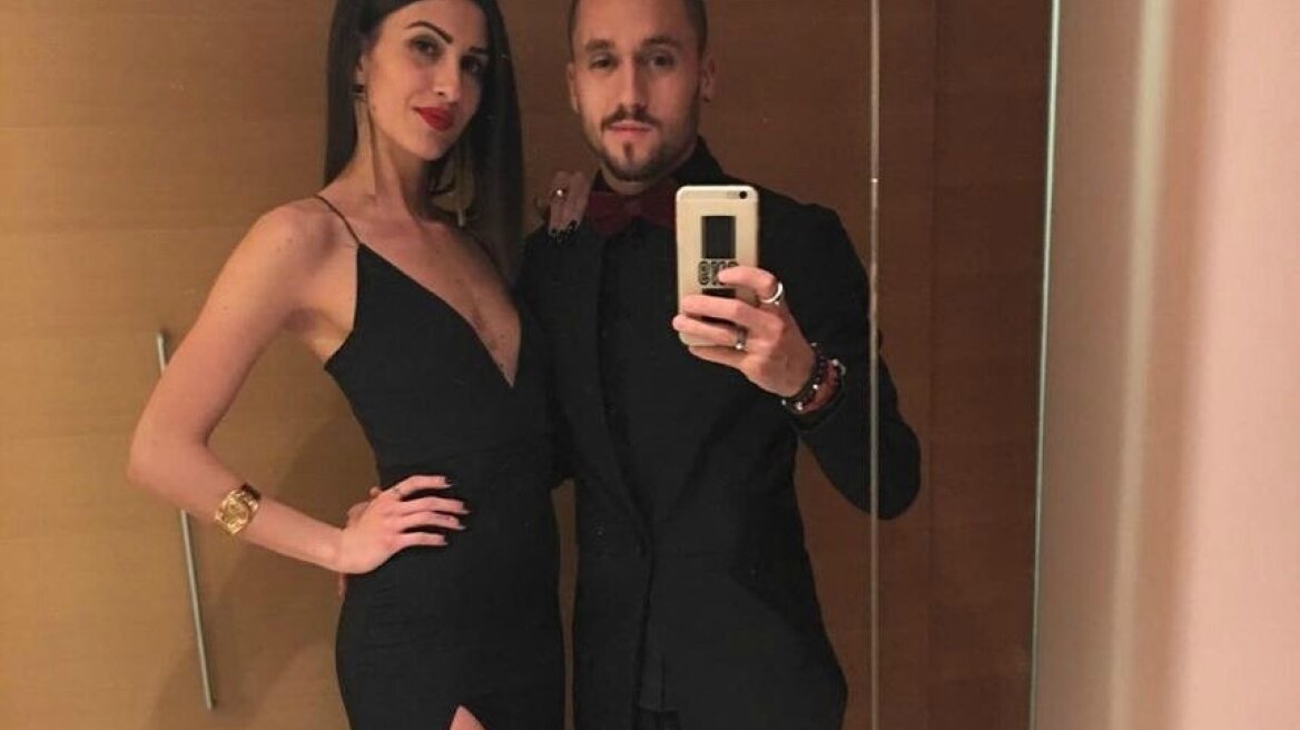 Ο Ναπολεόνι περνάει πολύ καλά με την Martina Pezzi!