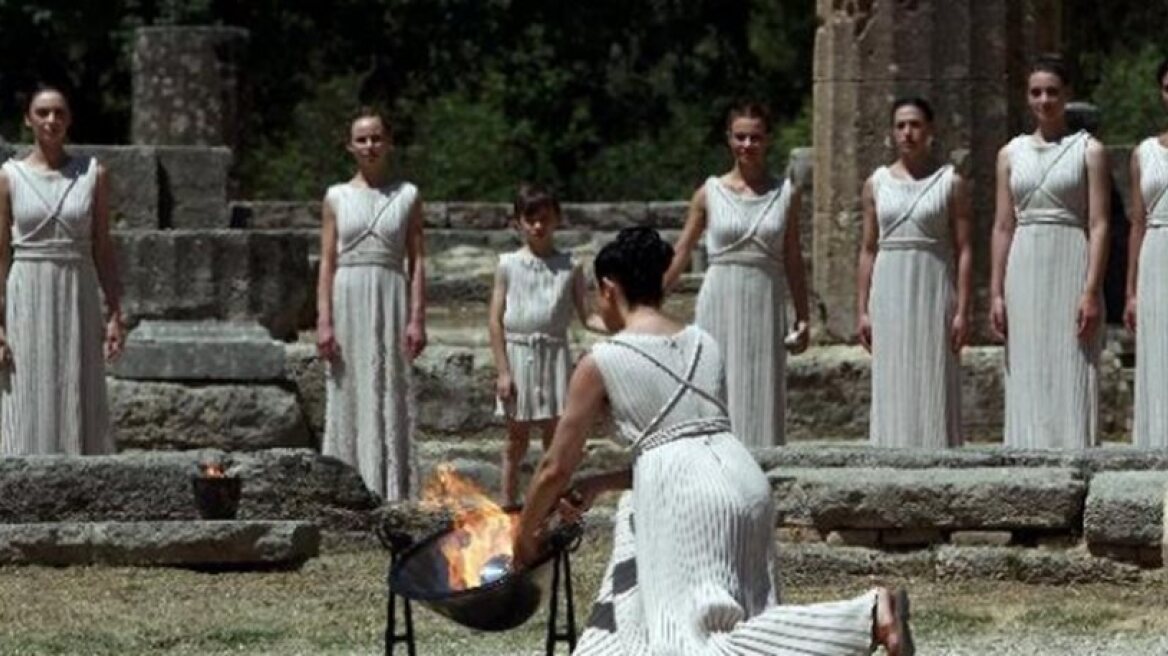 (UPD) Olympic flame light today at Ancient Olympia for 2016 Rio Olympic Games (photos+video)