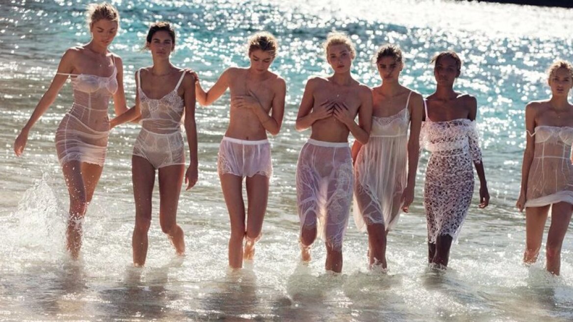 Victoria Secret models bare all photo-shoot! (sexy pics)