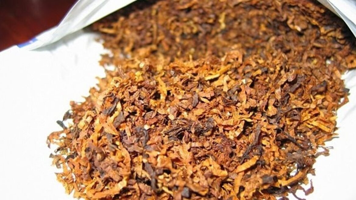 Συλλήψεις για λαθραίο καπνό σε Καρπενήσι και Κέρκυρα