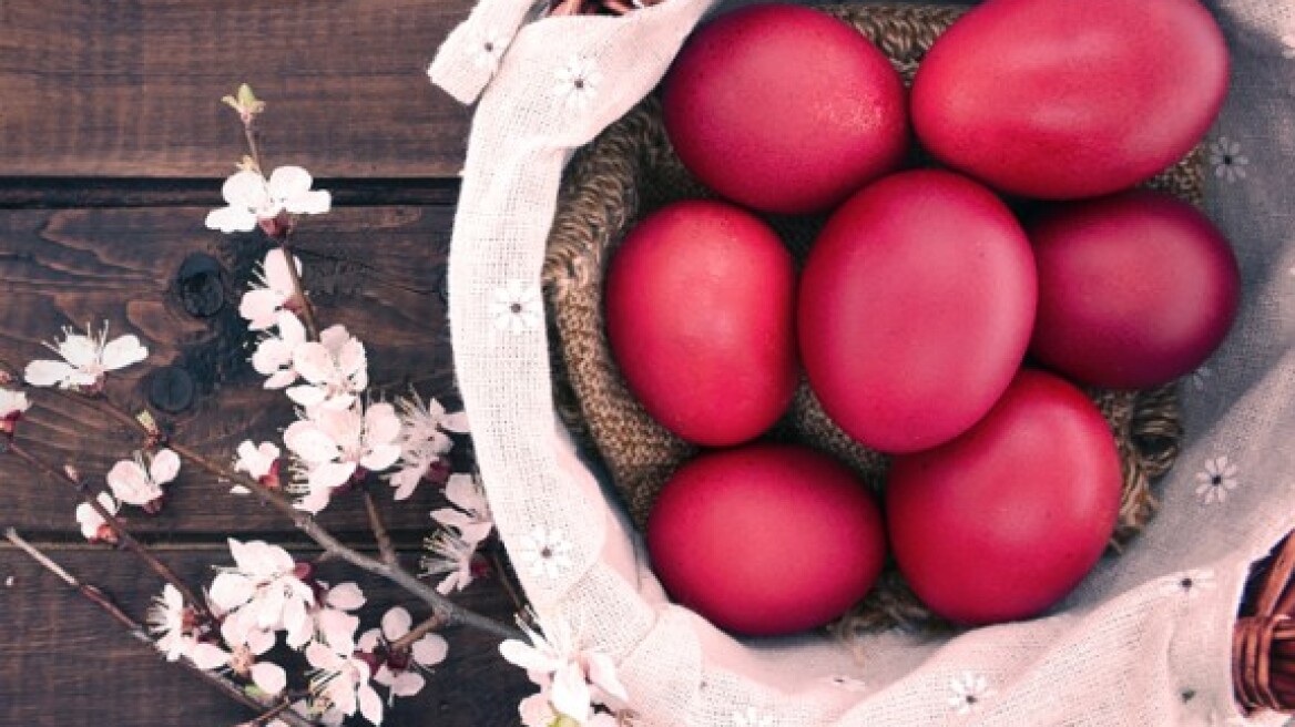 O 10λογος των πασχαλινών αβγών + 3 τρόποι να τα βάψετε
