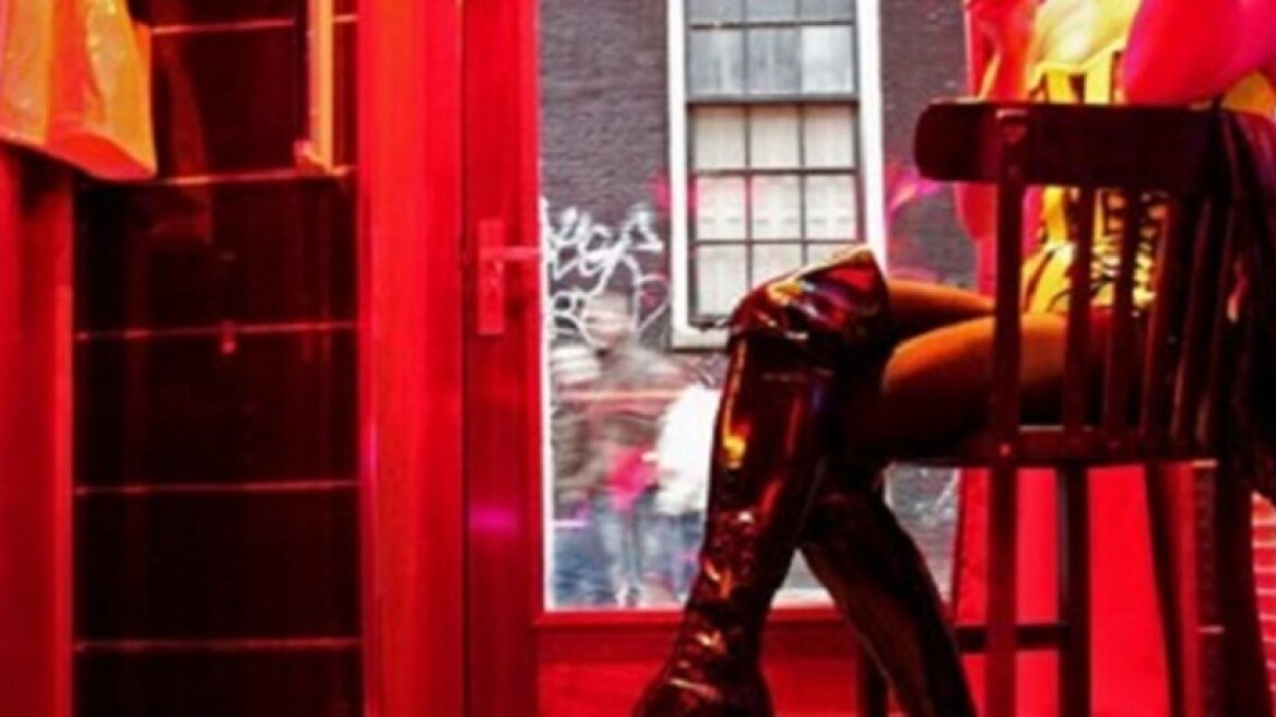 High class prostitution ring busted! Well known manager involved