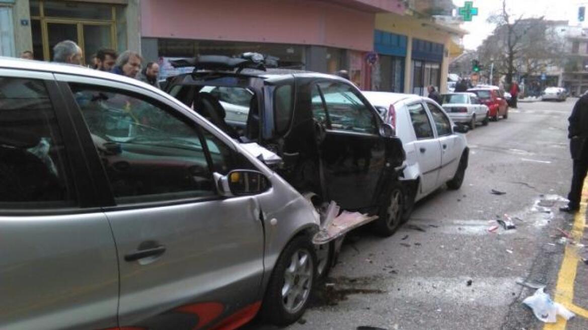 Καραμπόλα τεσσάρων οχημάτων στην Πάτρα 