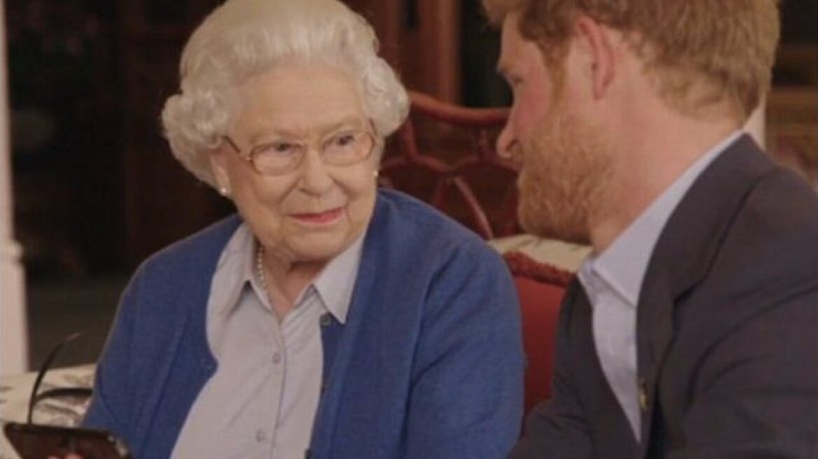 Obamas vs Queen of England ‘Invictus Games’ video (funny video)