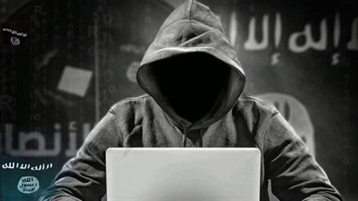 Islamic State (IS) hackers upload over 3,000 names of targets online