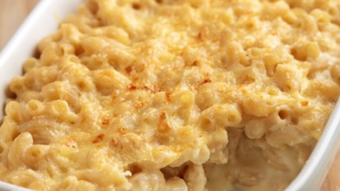 Μακαρονόπιτα με 3 τυριά