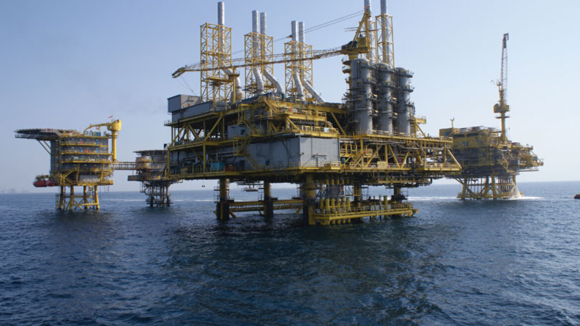 Απώλειες για τρίτη συνεχόμενη μέρα για το αργό πετρέλαιο
