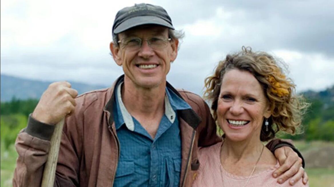 Απίστευτη ιστορία: Είχαν διάσημο χορτοφαγικό εστιατόριο, οι ίδιοι όμως έτρωγαν... κρέας