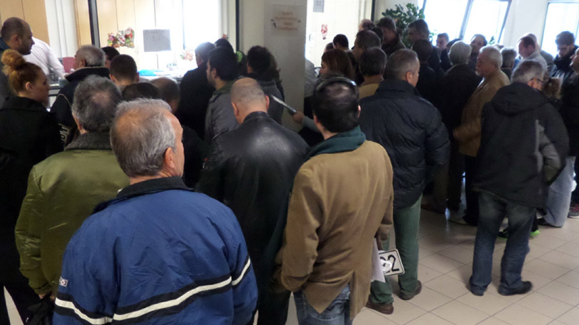 Απίστευτο: Κάτω από τα €8.900 το αφορολόγητο παρά τις δεσμεύσεις