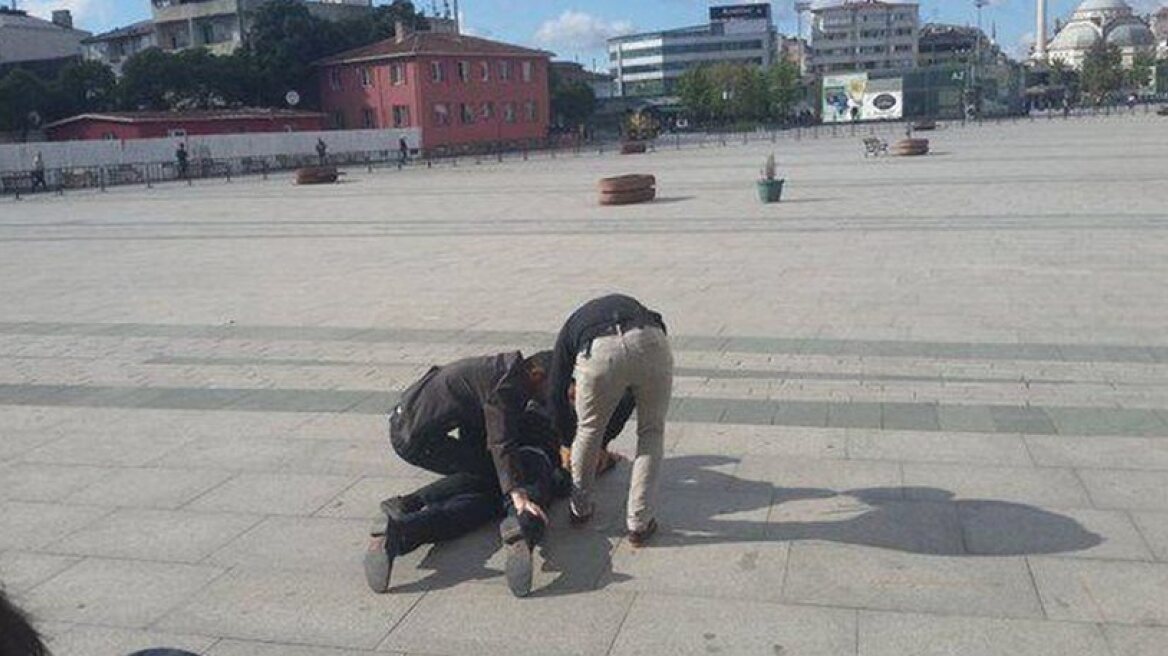 Turkish journalist shot on TV (video)