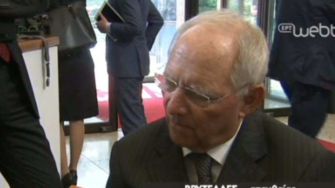 Eurogroup meeting starts: Schaeuble insists on automatic brake on state expenditure