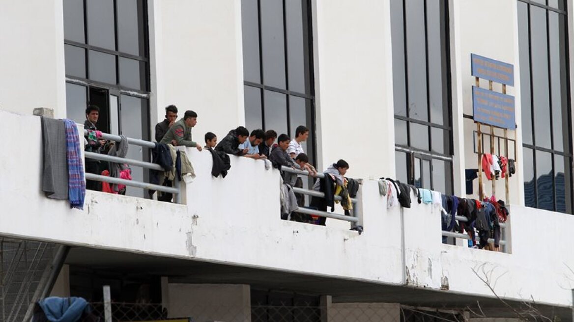 Ellinikon hotspot refugees go on strike