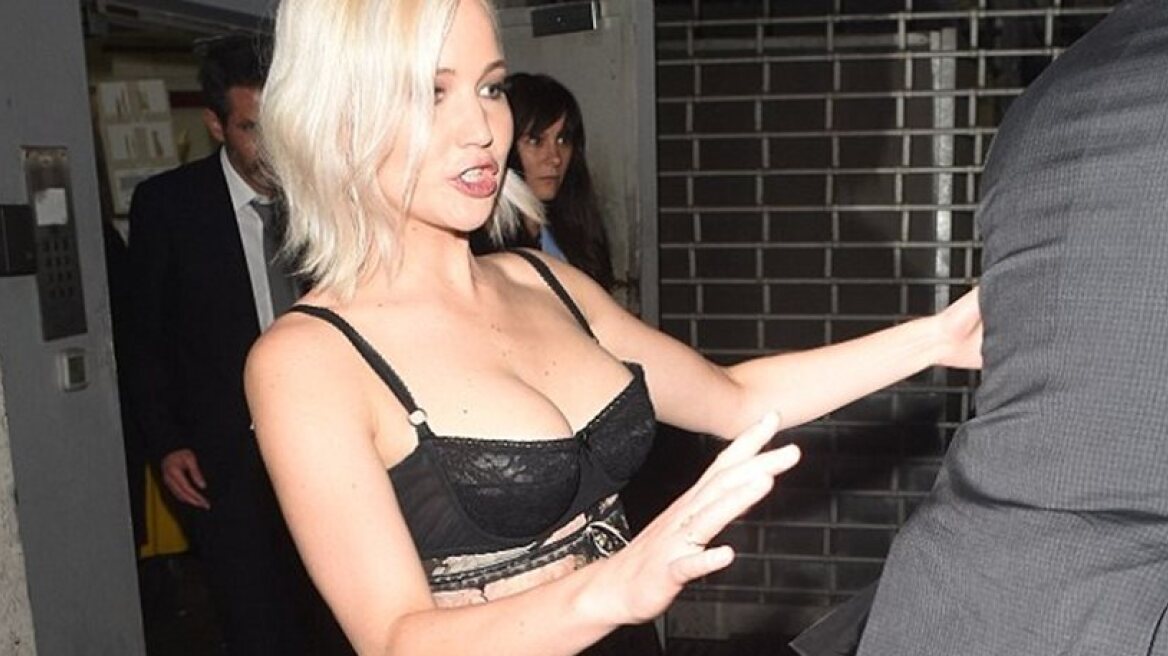 Jennifer Lawrence bust ready to ‘bust out’! (photos)