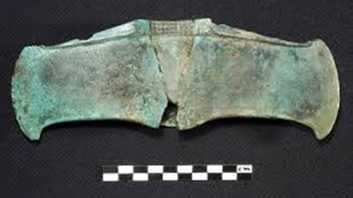 Oldest axe in the world found in Australia