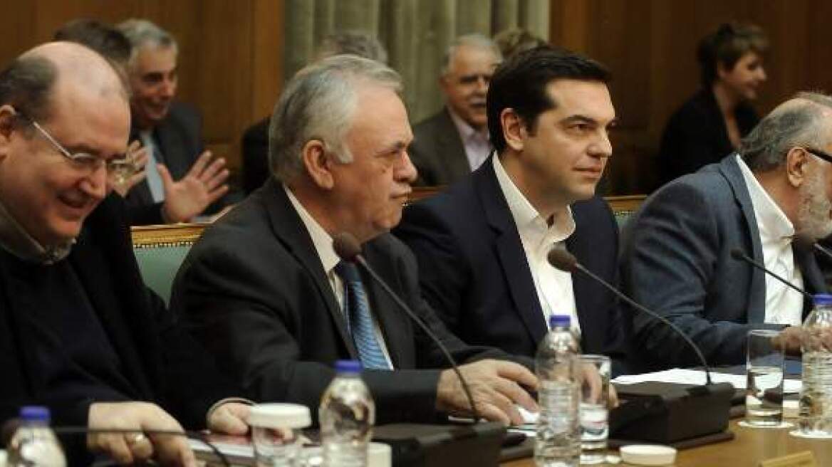 Μετά την αυταπάτη φέρνουν νέα φοροκαταιγίδα