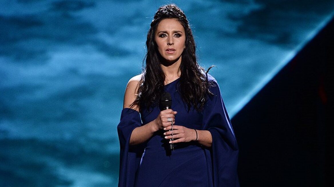 Ukraine win Eurovision song contest with political song (photos)