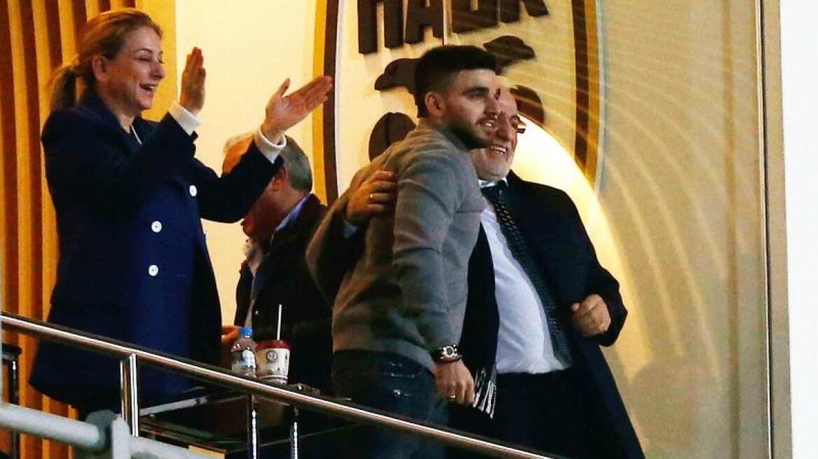 Γιος Ιβάν Σαββίδη: «PAOK **** ton Panionio, tous grafoume sta @@ mas»!