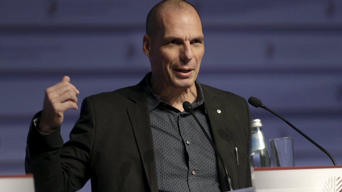 Varoufakis to join tour to persuade leftwingers to say yes to Europe