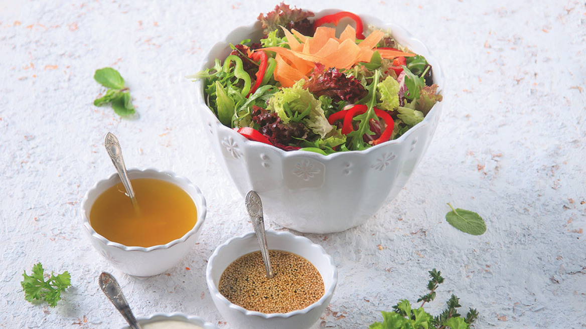 Πολύχρωμη σαλάτα με βινεγκρέτ εσπεριδοειδών