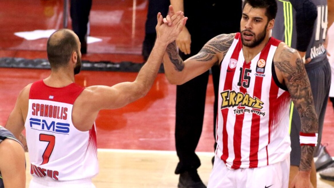 Η νέα σύντροφος του Πρίντεζη