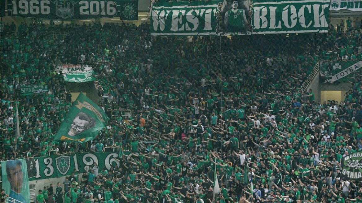 Χειροκρότημα στον Πρίντεζη