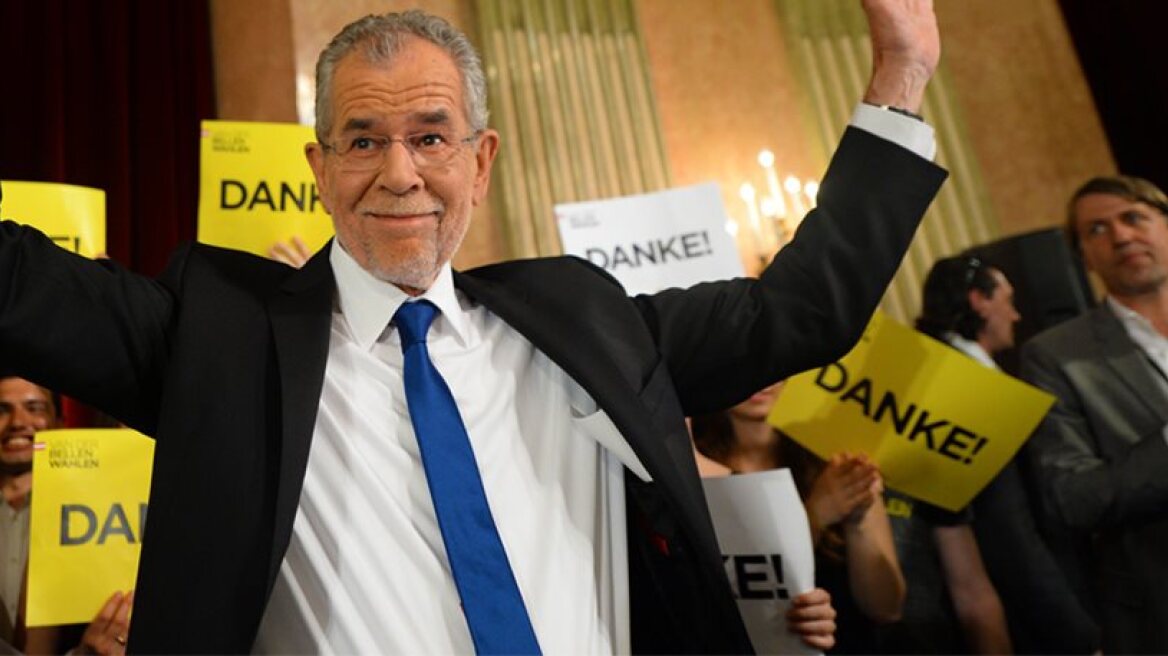 Alexander Van der Bellen defeats far-right candidate Norbert Hofer
