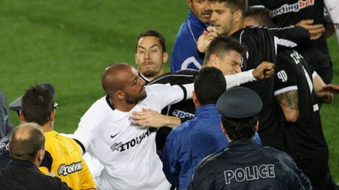 Πειθαρχική δίωξη εις βάρος του Τζιμπούρ