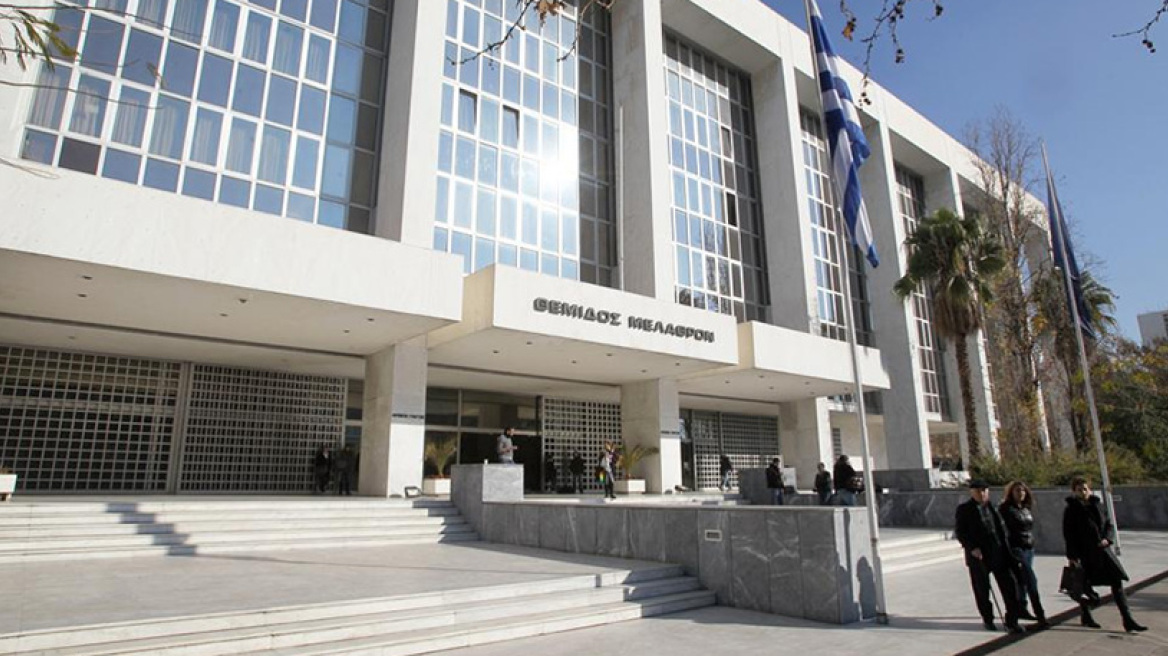 Έρευνα για την πρόεδρο του Αρείου Πάγου μετά την καταγγελία Βγενόπουλου