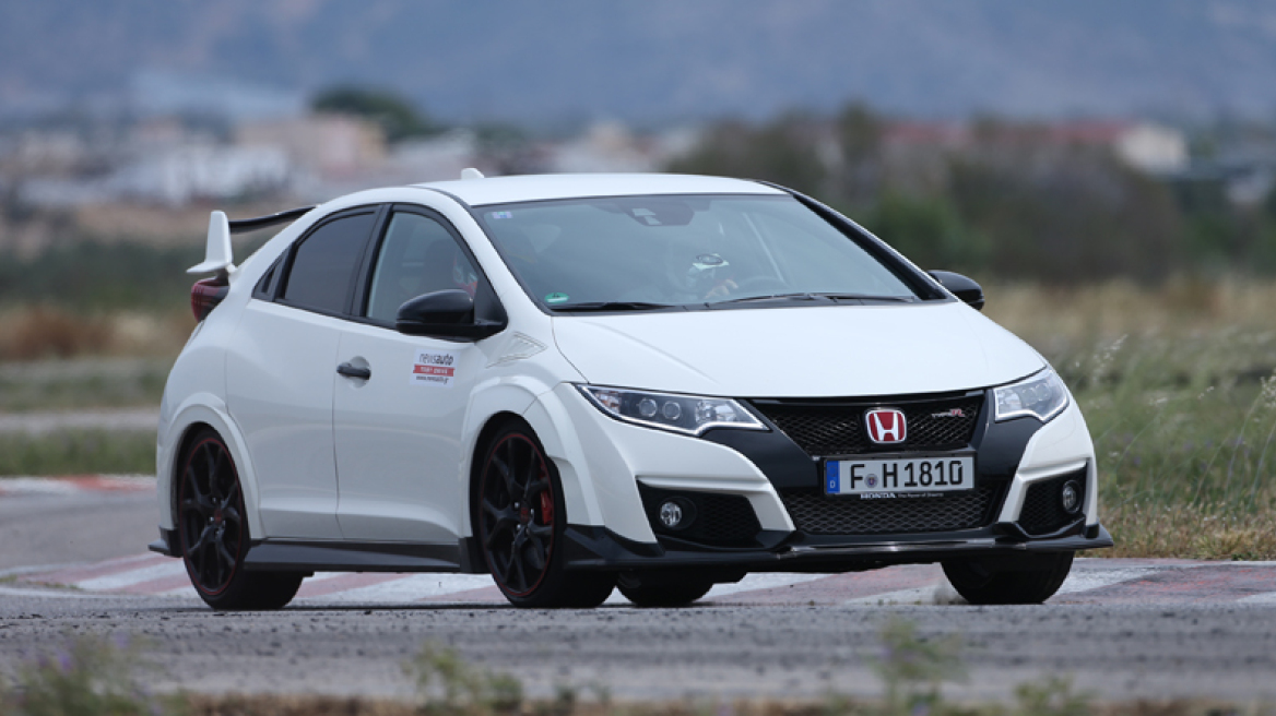 Οδηγούμε στα Μέγαρα το Honda Civic Type R!