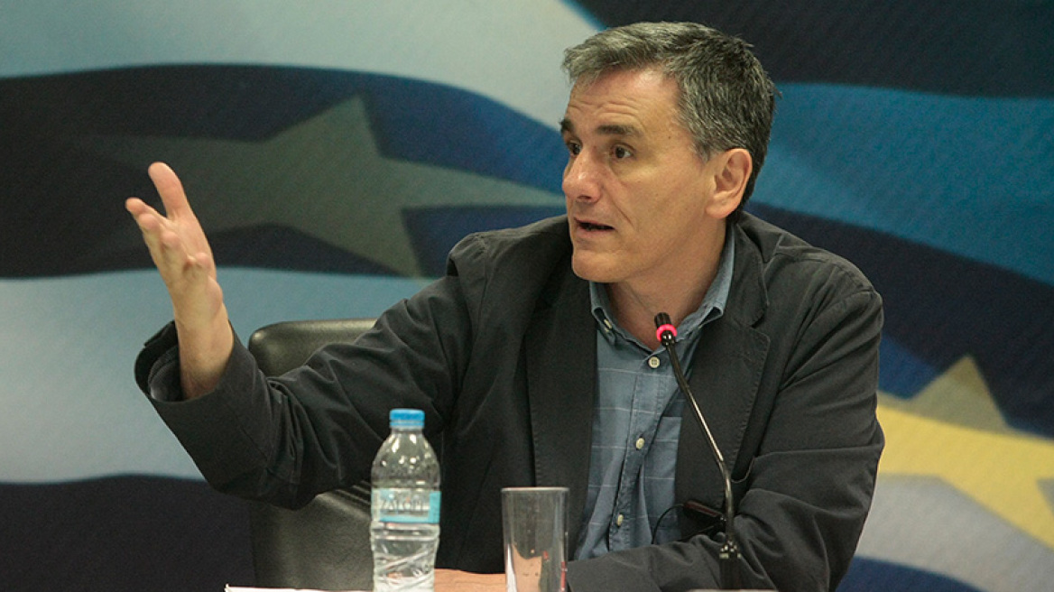 Παράθυρο για νέα μέτρα ύψους 1,5 δισ. ευρώ «ανοίγει» ο Τσακαλώτος