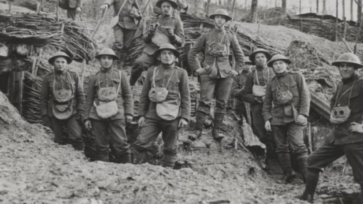 Δείτε ποιο καθημερινό αξεσουάρ έδωσε στους άνδρες ο 1ος Παγκόσμιος Πόλεμος