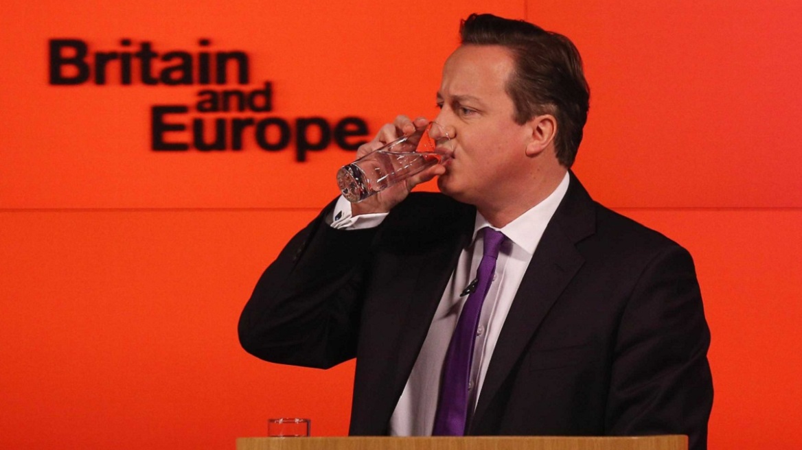 Βρετανοί οικονομολόγοι: Το Brexit θα βλάψει την οικονομία