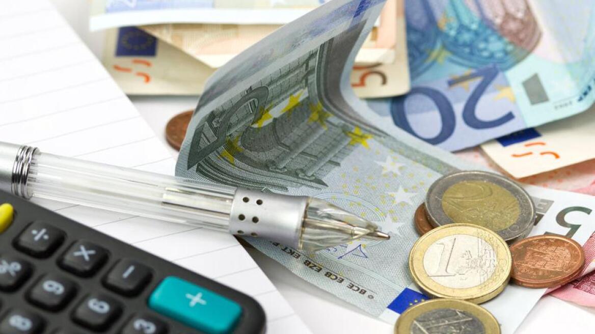 Εφορία: Ο «καυτός» λογαριασμός του επόμενου εξαμήνου (δείτε λίστα) 