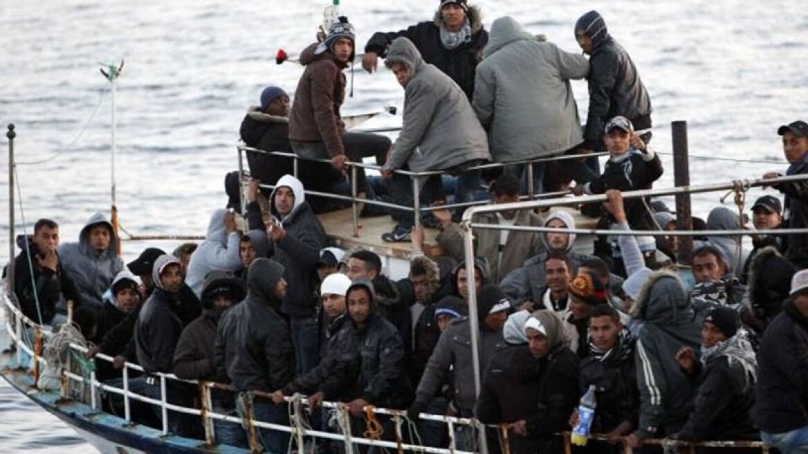 29 refugees rescued in the sea region of Lefkada