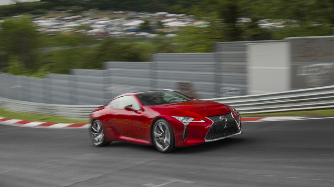 To coupe επιδόσεων της Lexus στο Νίρμπουργκρινγκ