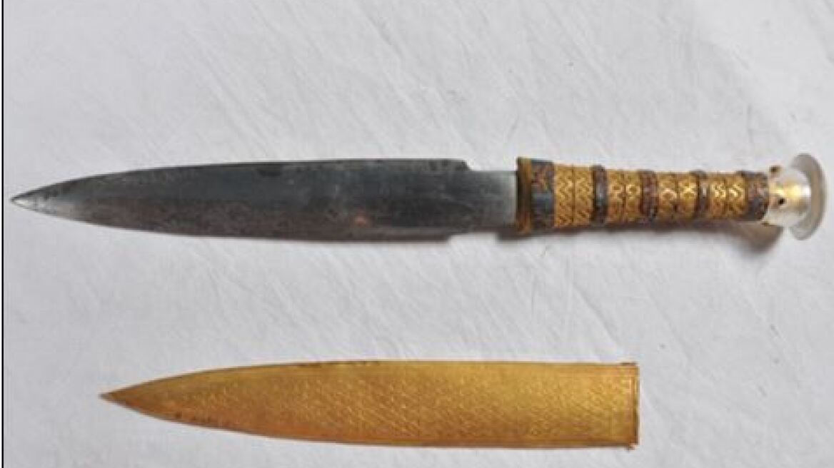 King Tutankhamun’s dagger came from outer space!